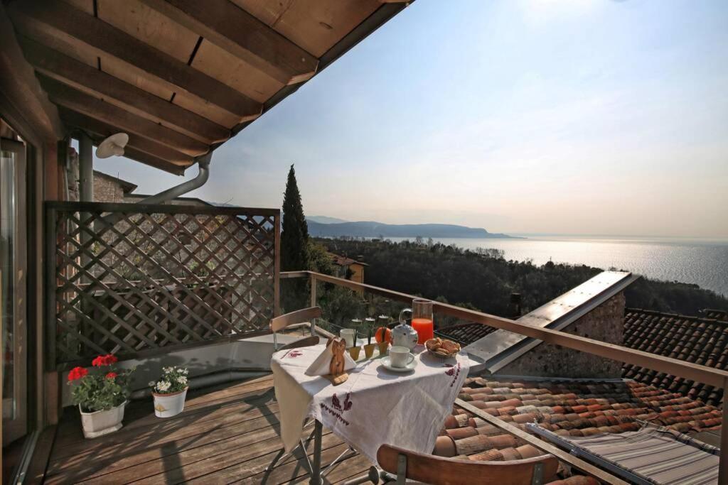 Betta - Newly Renovated Lake-View Terrace Apartment, Peaceful And Silent Surroundings Toscolano Maderno Buitenkant foto